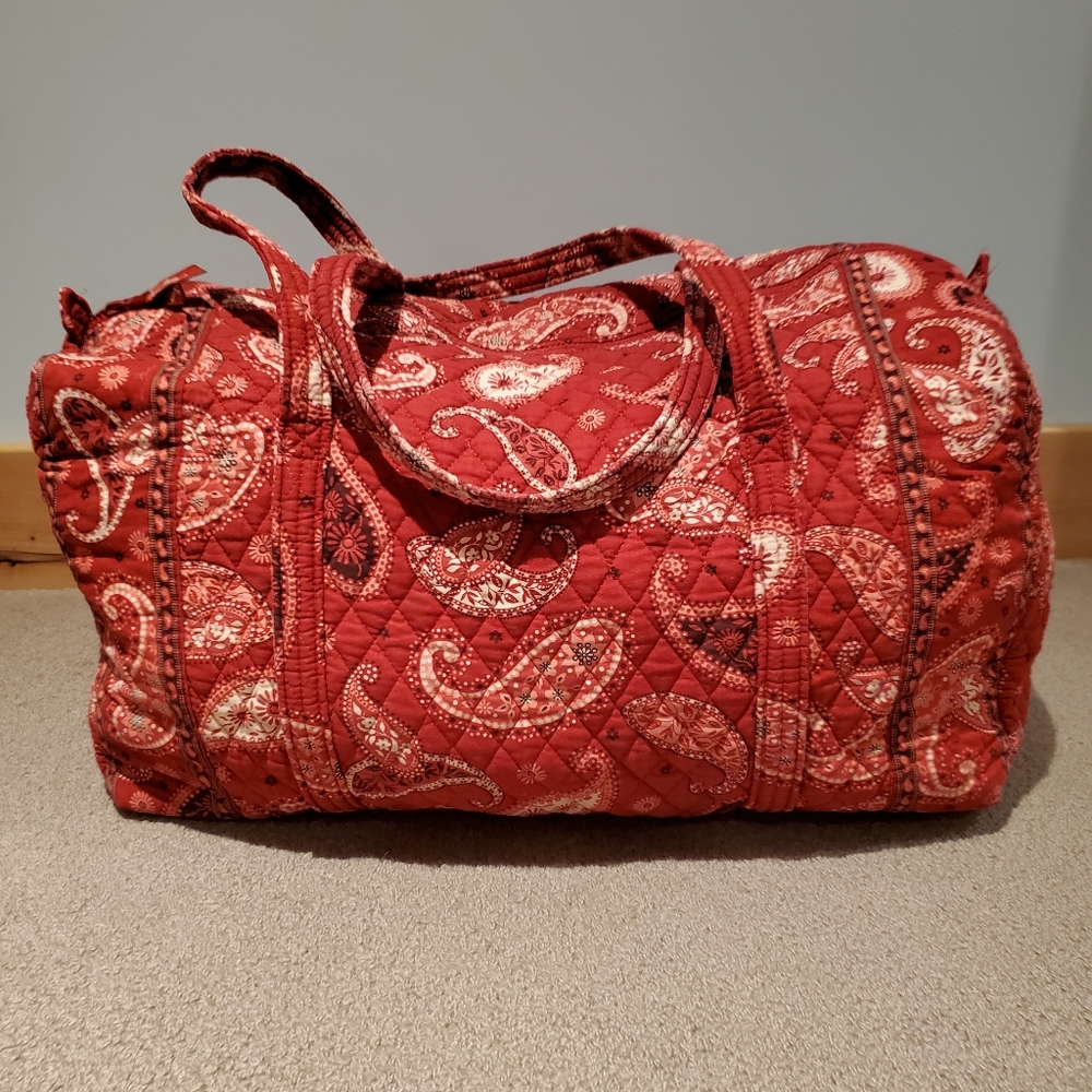EUC Vera Bradley Large Duffel